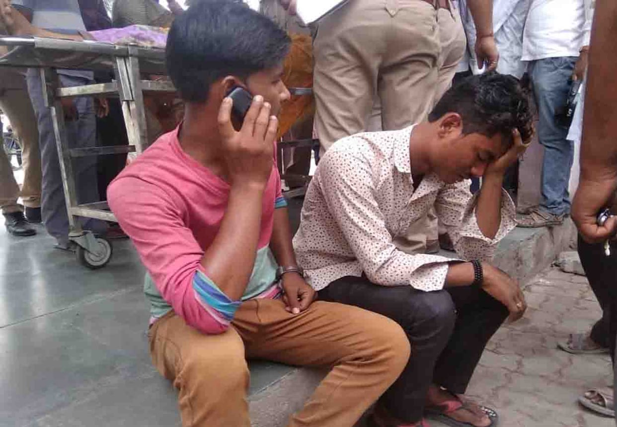 road accident on lucknow kanpur highway, woman died
