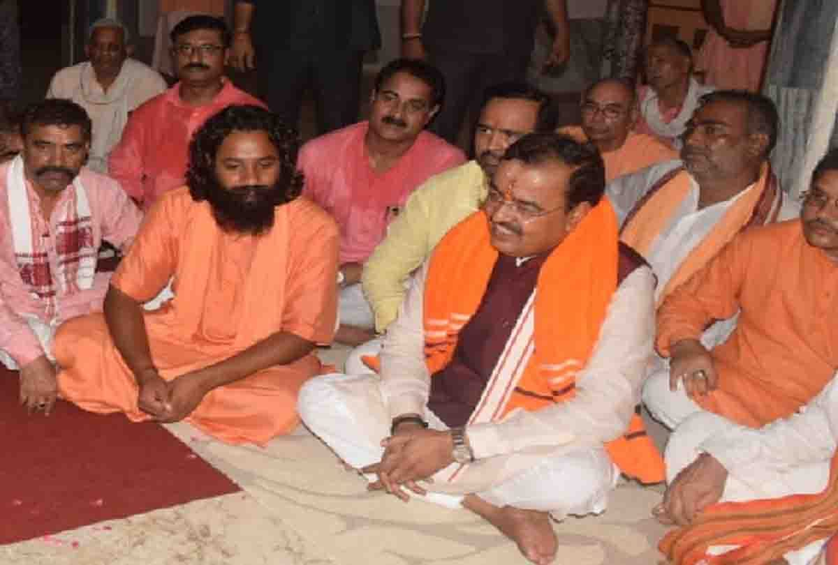 keshav prasad statement on akhilesh yadav and priyanka gandhi