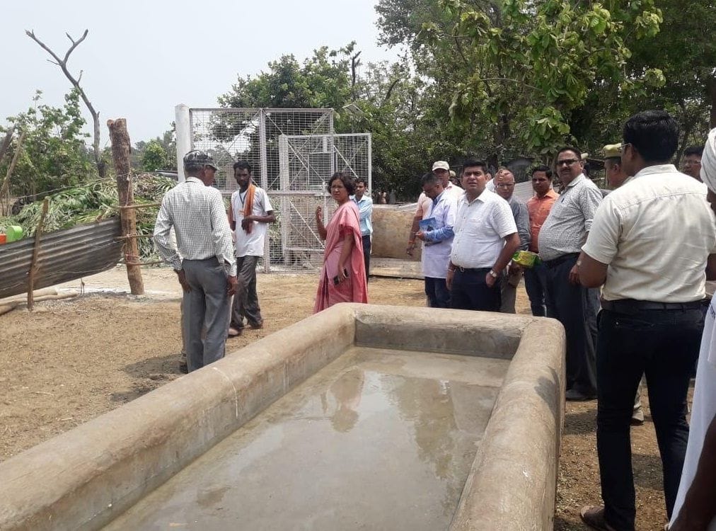 commissioner inspect the cowshed