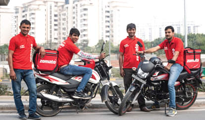 zomato delivery boy saved five month salary to buy KTM RC 200 dream bike