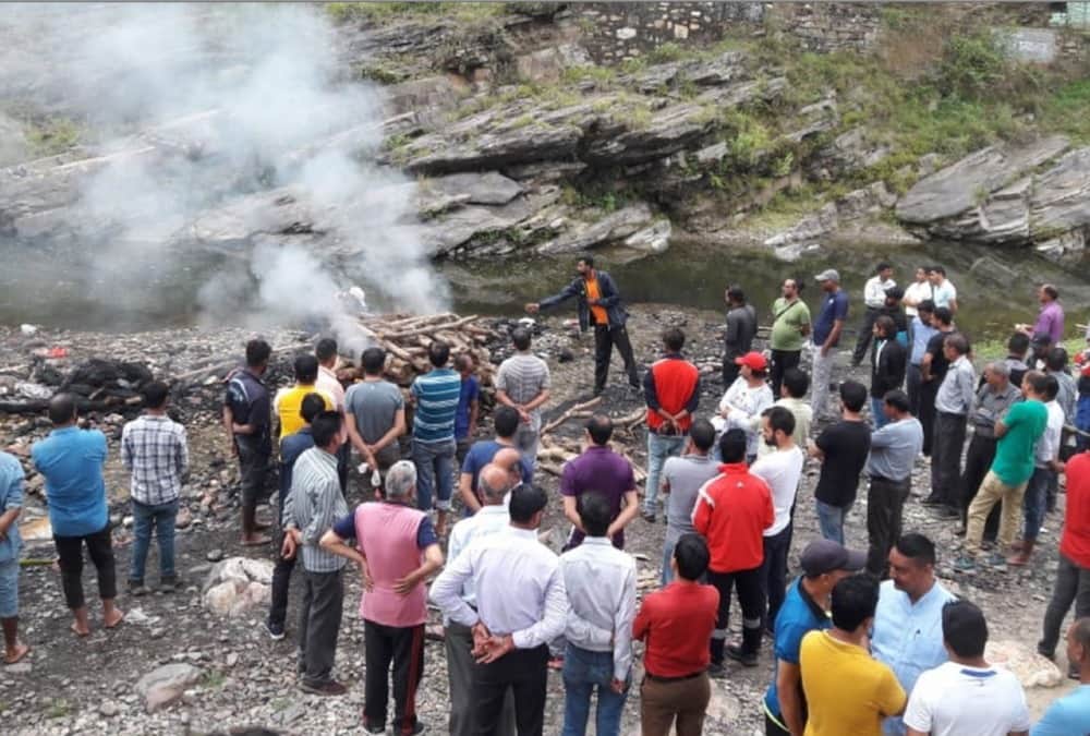 Indian Climbers Guide chetan pandey Funeral emotional photos 