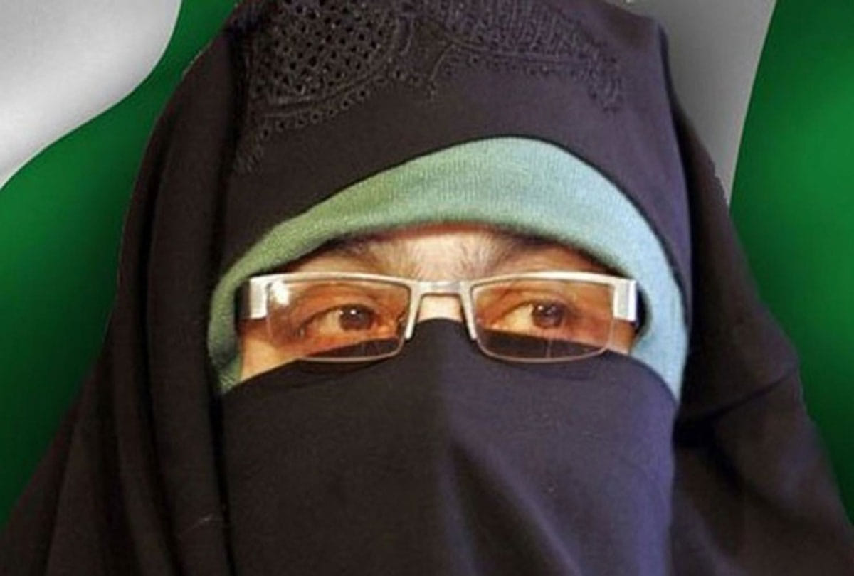 separatist leaders son and daughter studying in foreign college,kashmir children suffering terrorism