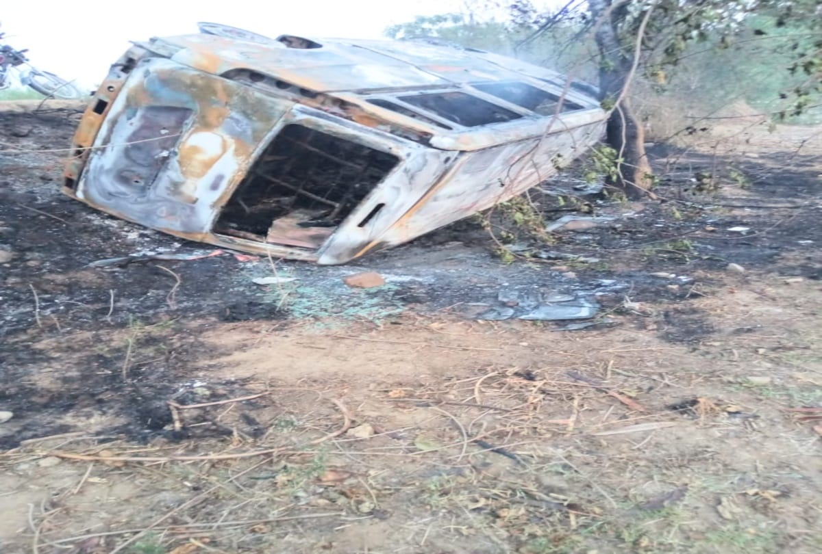 car on fire after collide with tree in una himachal