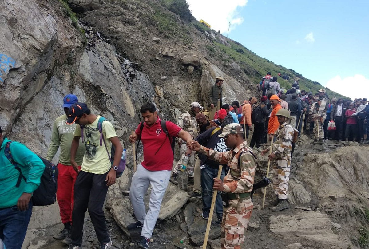 amarnath yatra 2019: Baltal and Pahalgam pilgrim increased, 16745 worshiped amarnath gufa