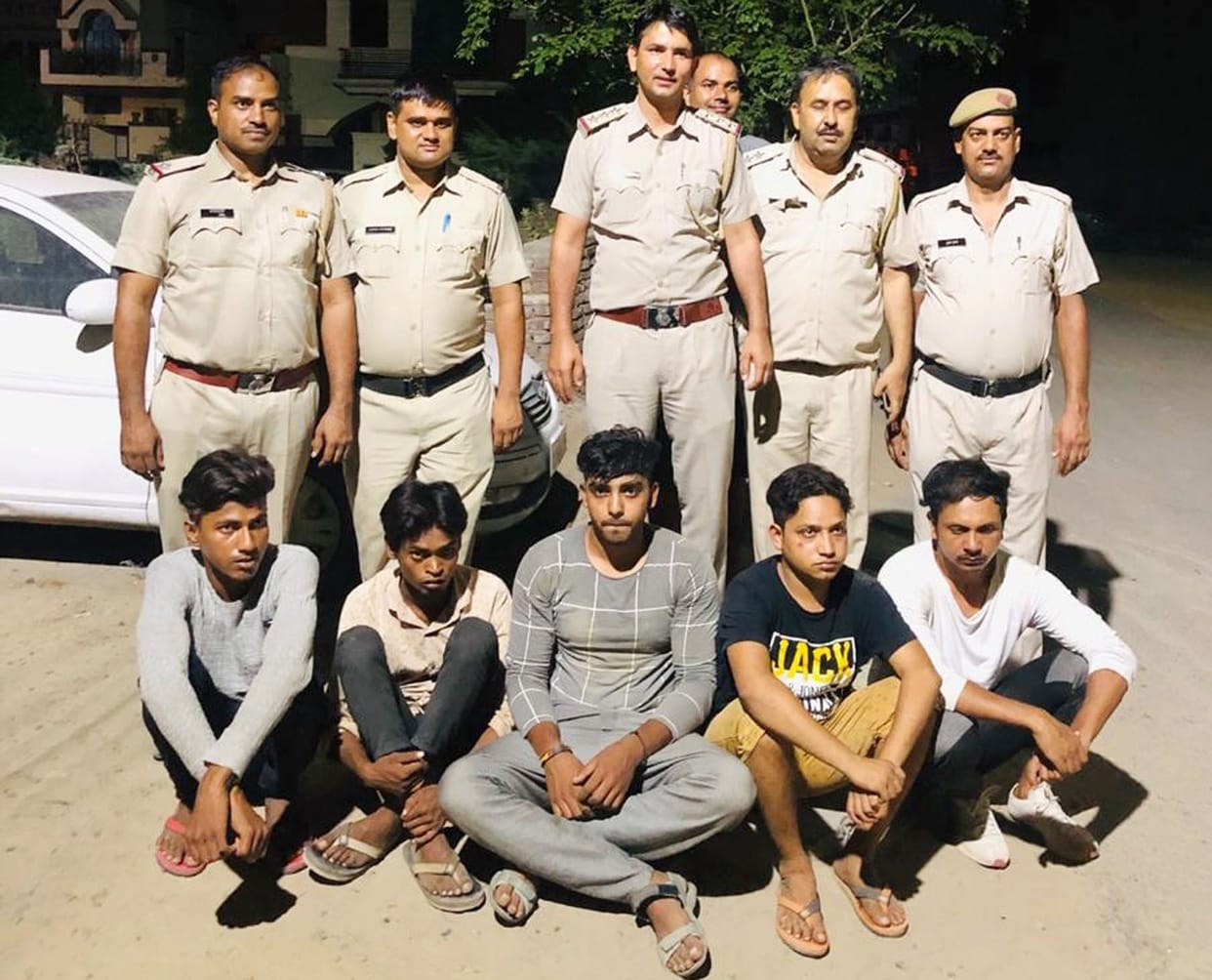 liqure mafia arrested after beating  milk bussiness man