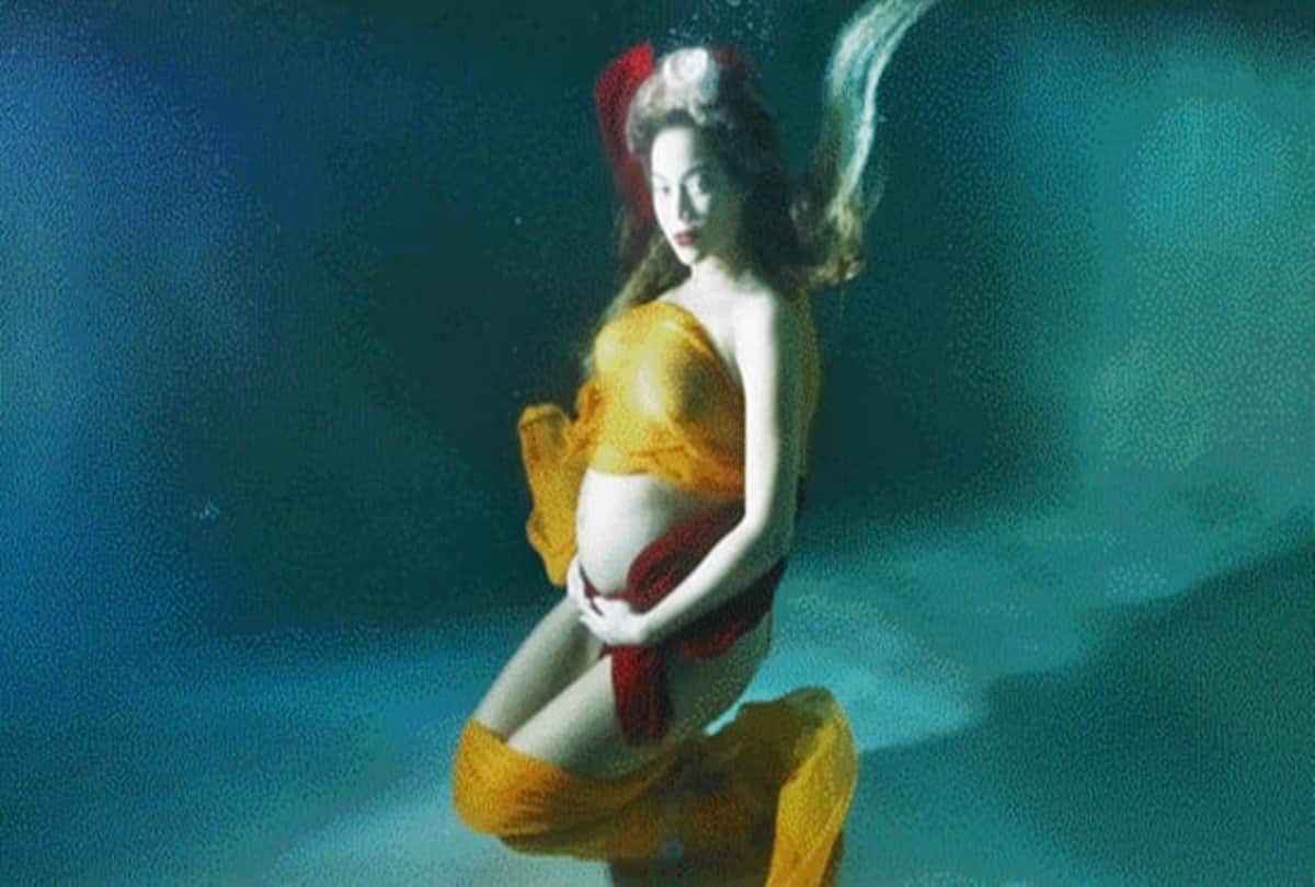 like beyonce Sameera Reddy flaunting her baby bump in underwater photoshoot