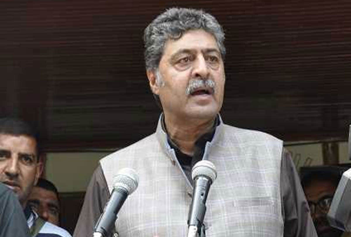 separatist leaders son and daughter studying in foreign, kashmir children suffering terrorism