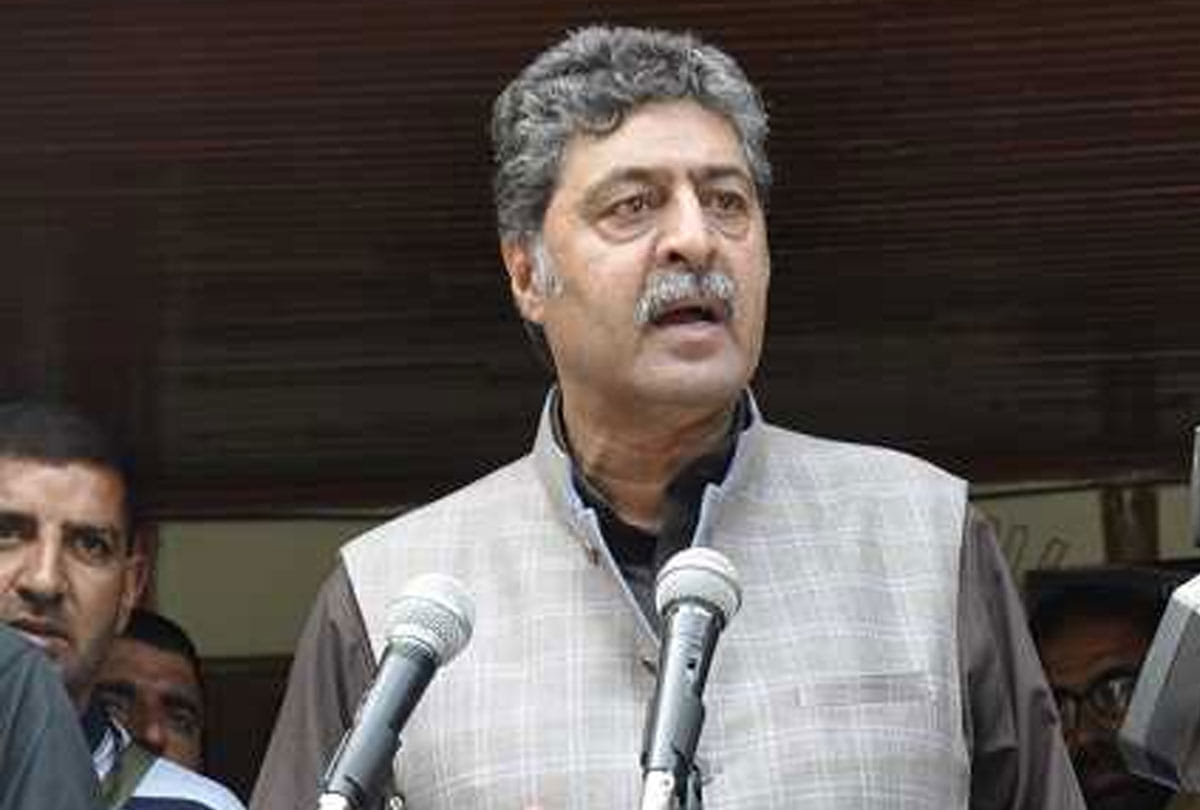 separatist leaders son and daughter studying in foreign college,kashmir children suffering terrorism