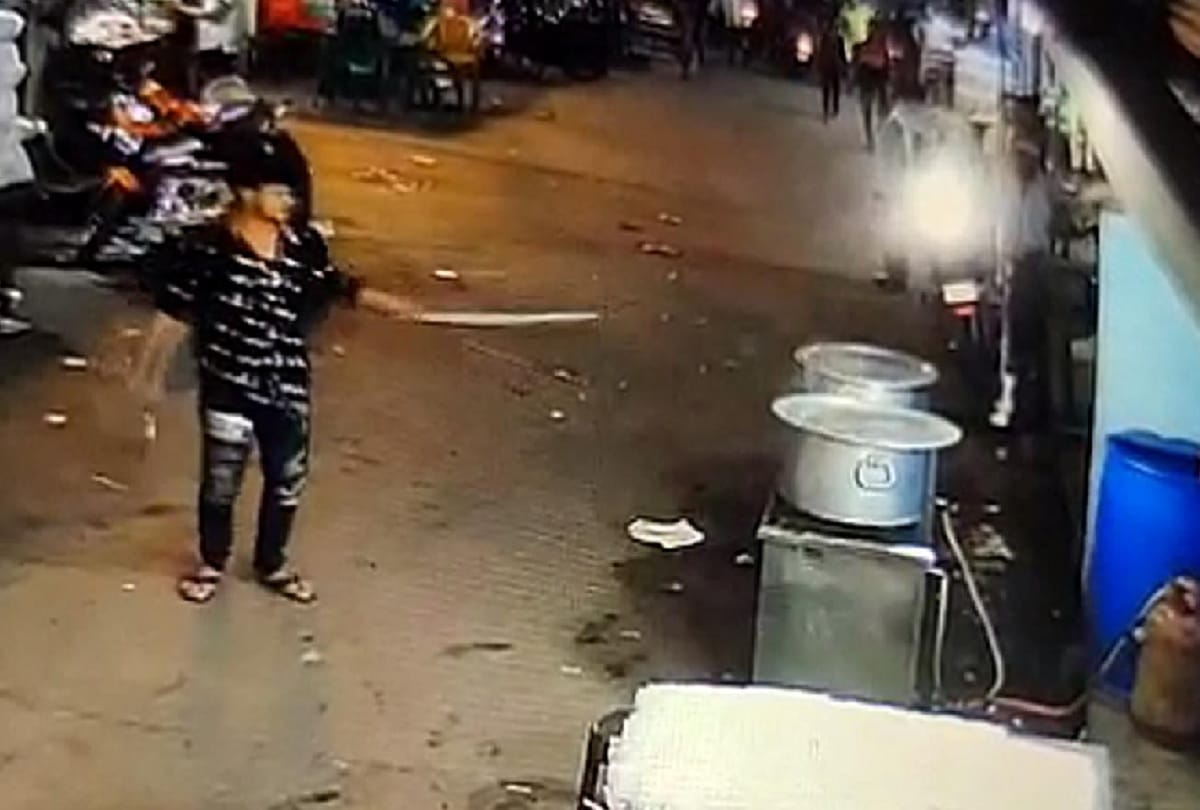 Young man Sabotage shops for extortion In delhi