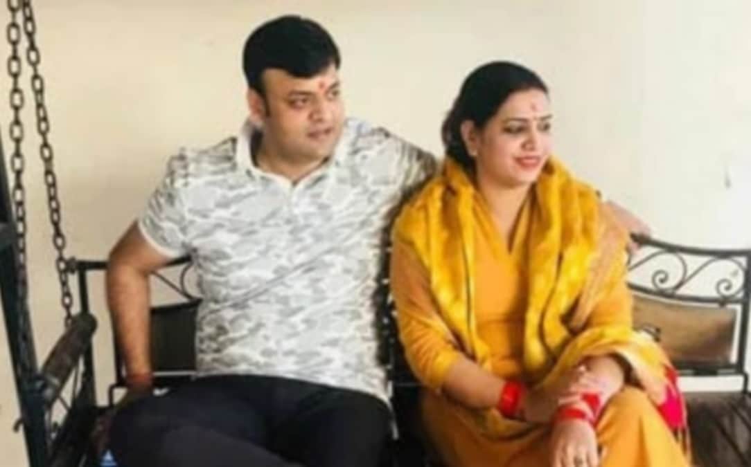 Dr. reena singh death case father tensed for justice his daughter in varanasi