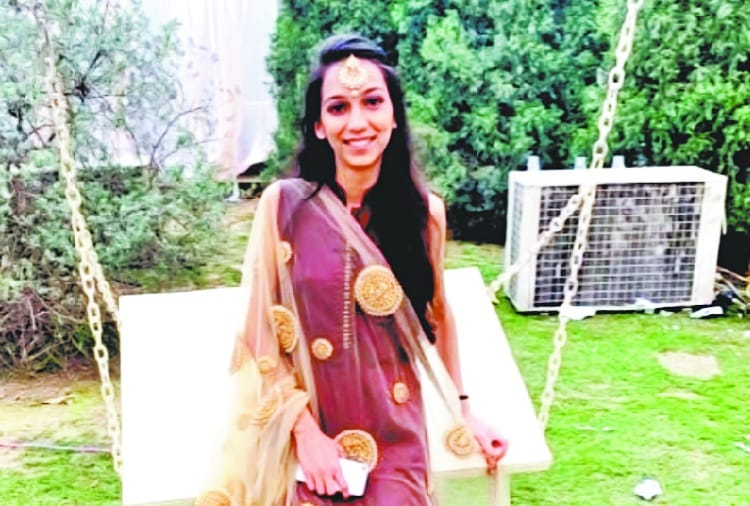 demand on banarsi and parsi dupatta in ladies, crazy for fashion
