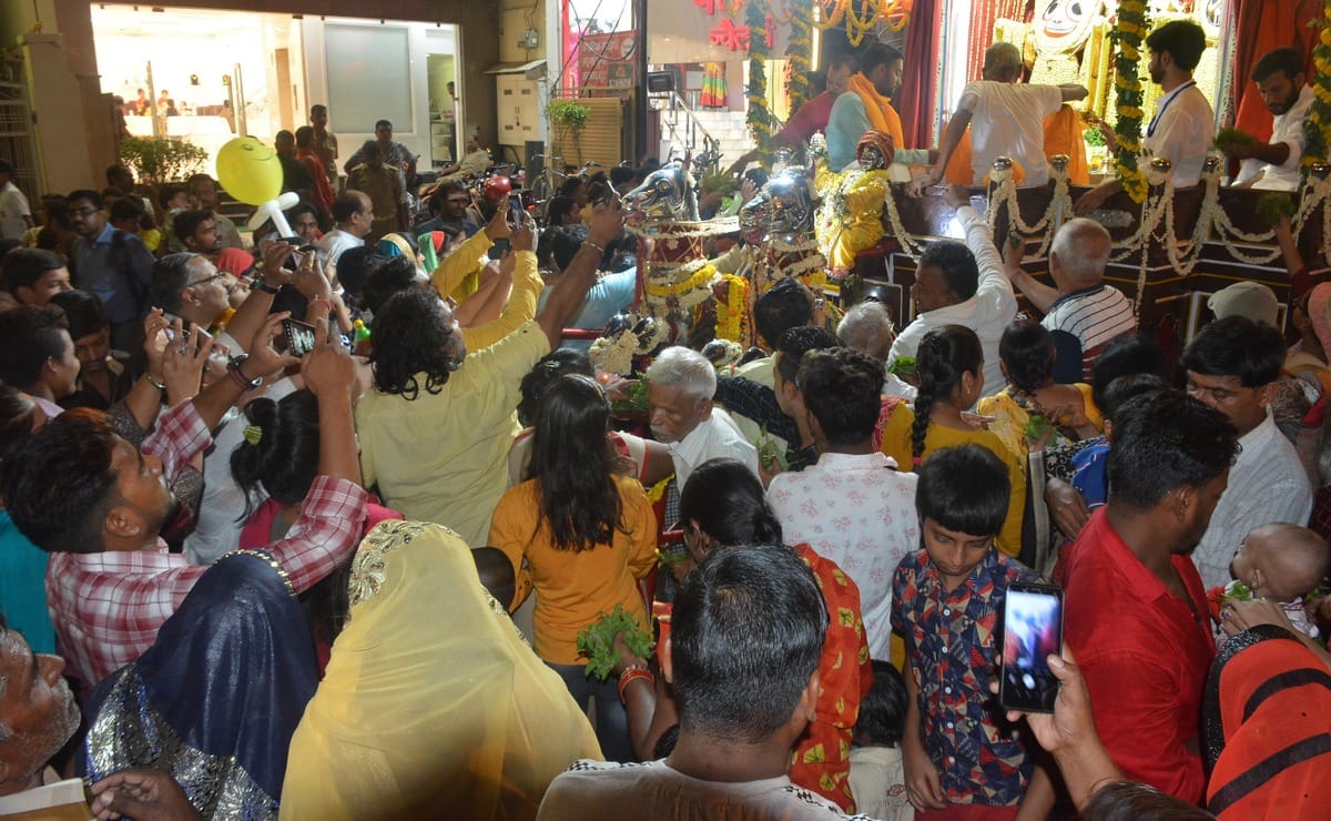 Jagnnathpuri rathyatra and lakkha fair started in varanasi