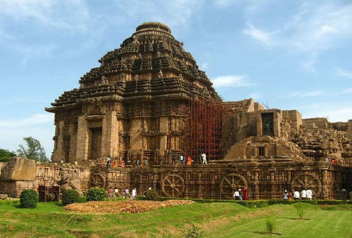 mysterious and interesting facts about konark temple