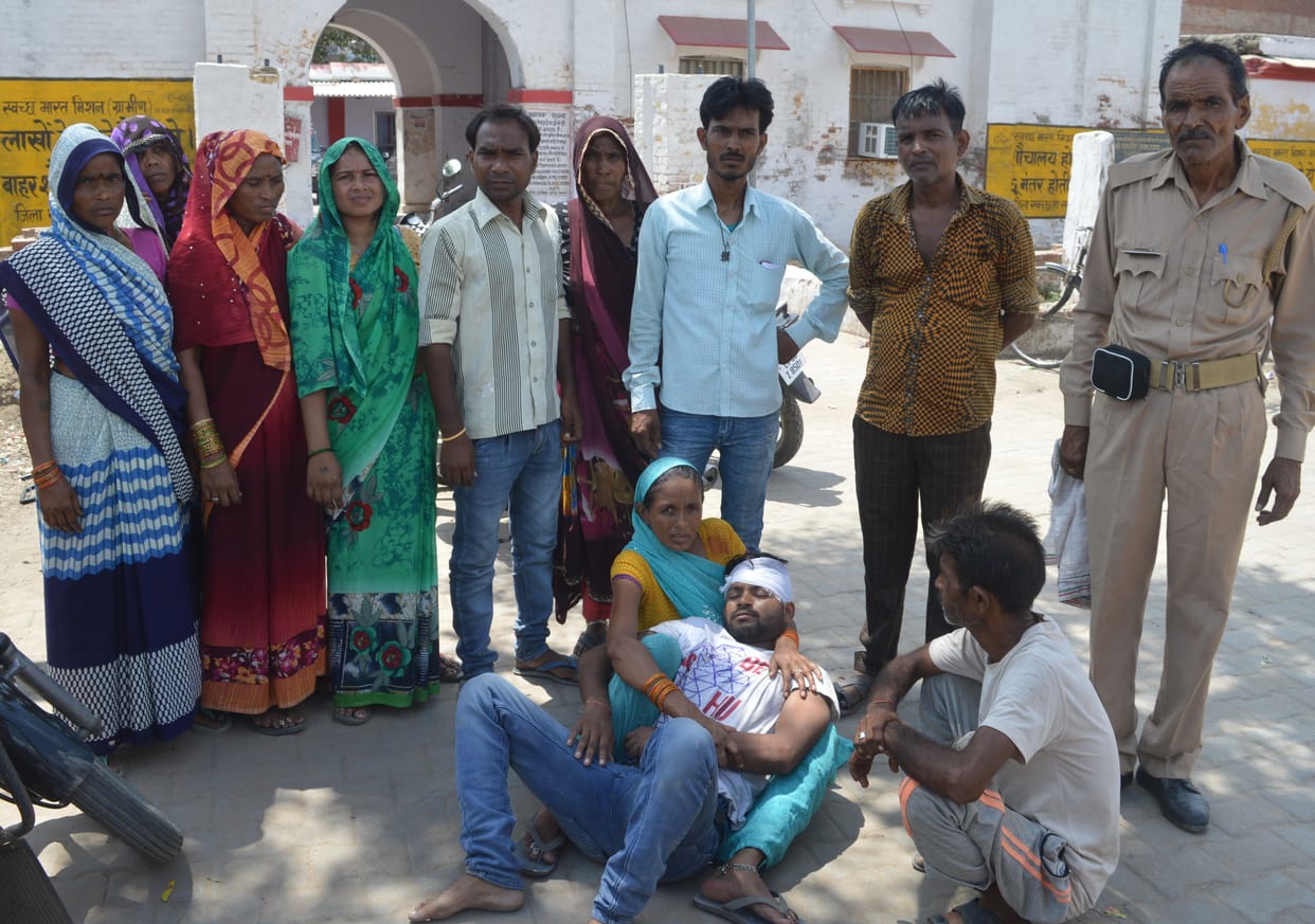 Fierce rioting and stone pelting in Mohalla Bala Patti, Afra-Tafri