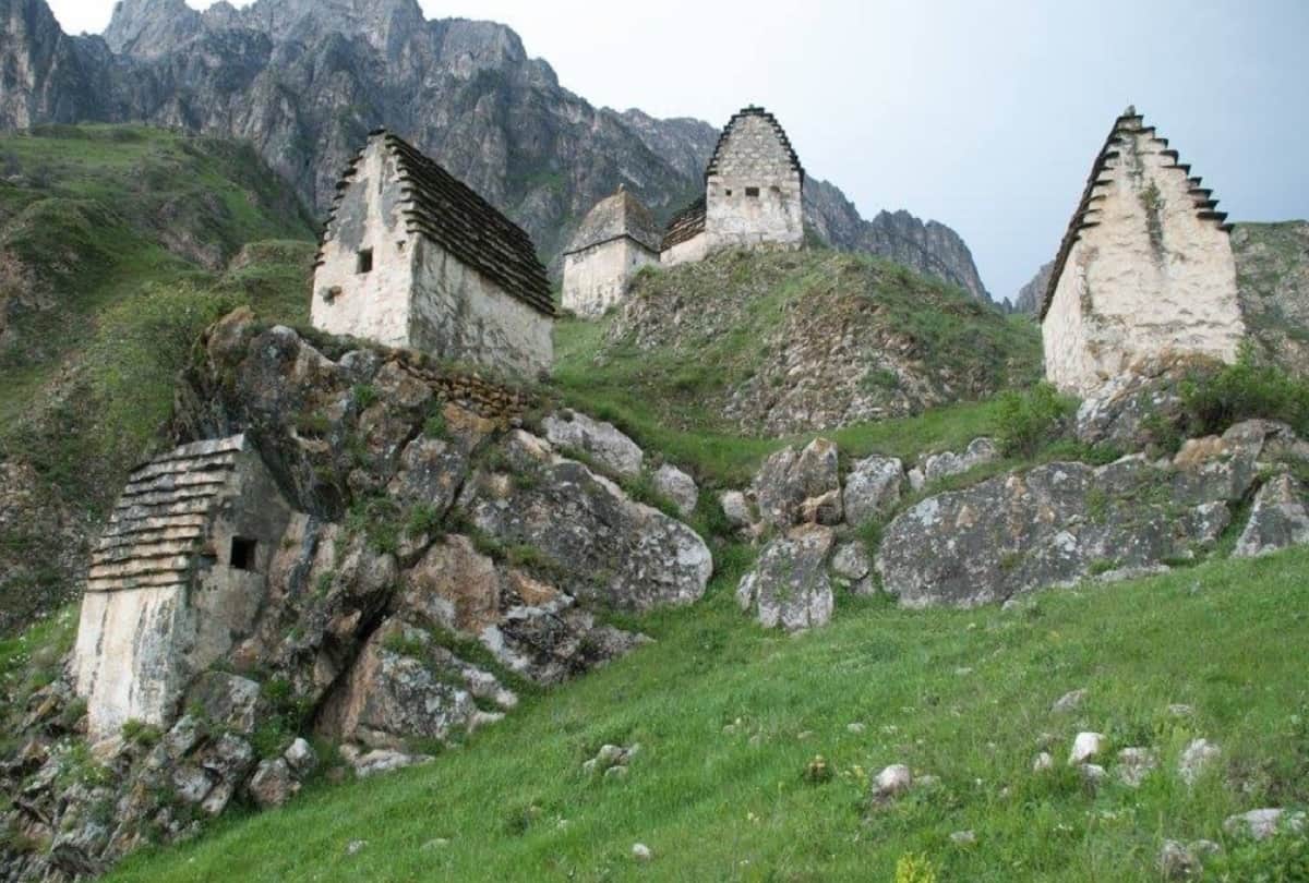 italy news you can buy house in 80 rupees