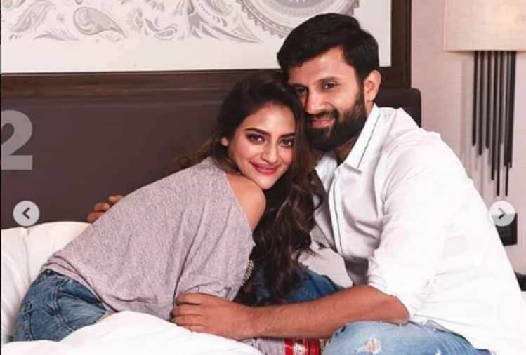 nusrat jahan and nikhil jain new photo viral today is reception