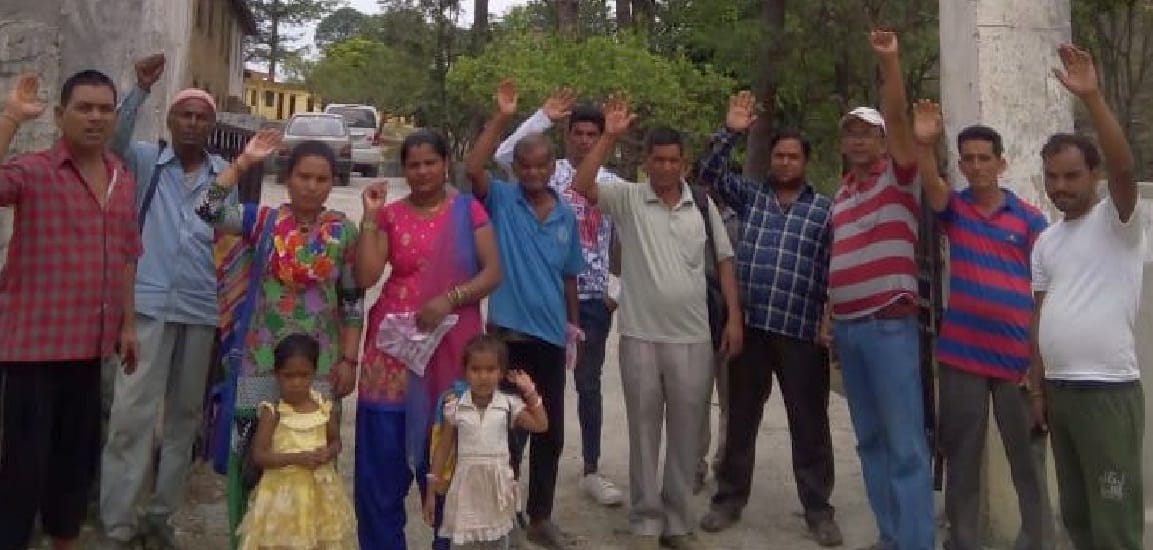 Demonstration of angry villagers with teachers' transfers