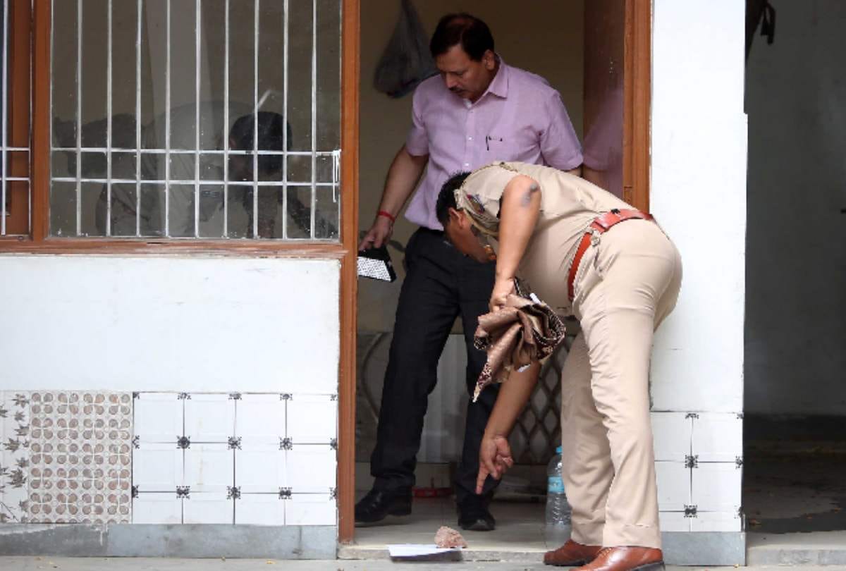 Noida woman supreme court lawyer killed in her house police finding these answers