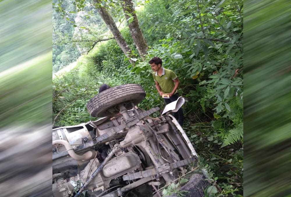 Car Accident in pithoragarh Three killed during going to hospital photos 