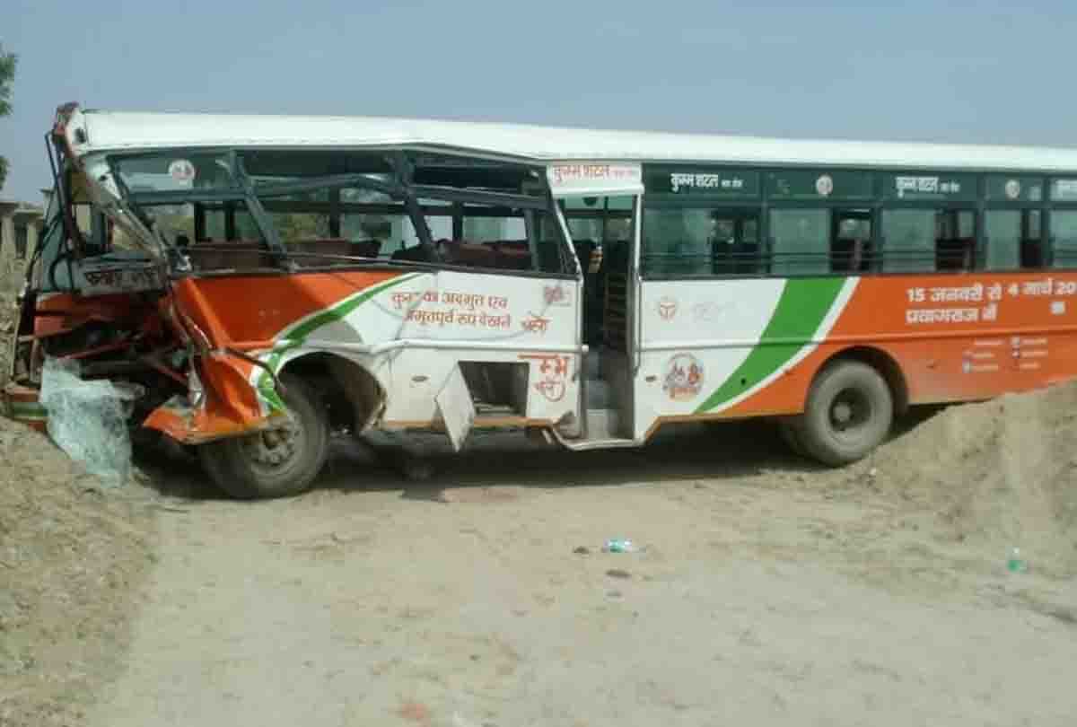 bus accident with dcm in fatehpur 20 injured