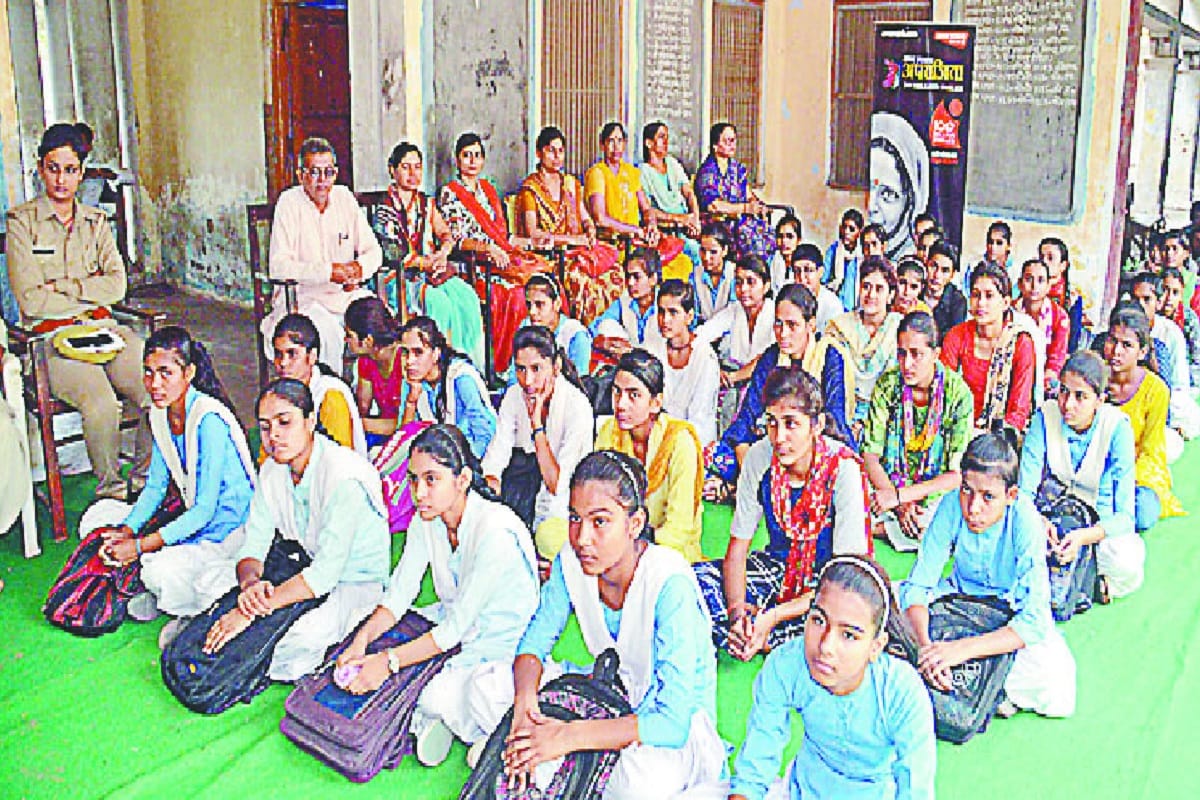 Aparajita 100 million Smiles: Daughters should get help from the police