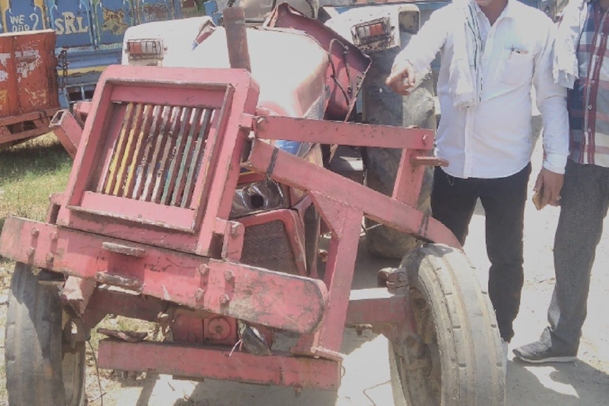 Tractor recovered from the soldier's house of Bijnor after theft was stolen from the police station