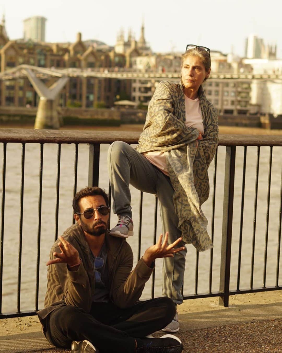 Dimple Kapadia and Homi Adajania photo has been viral from the set of Angrezi Medium