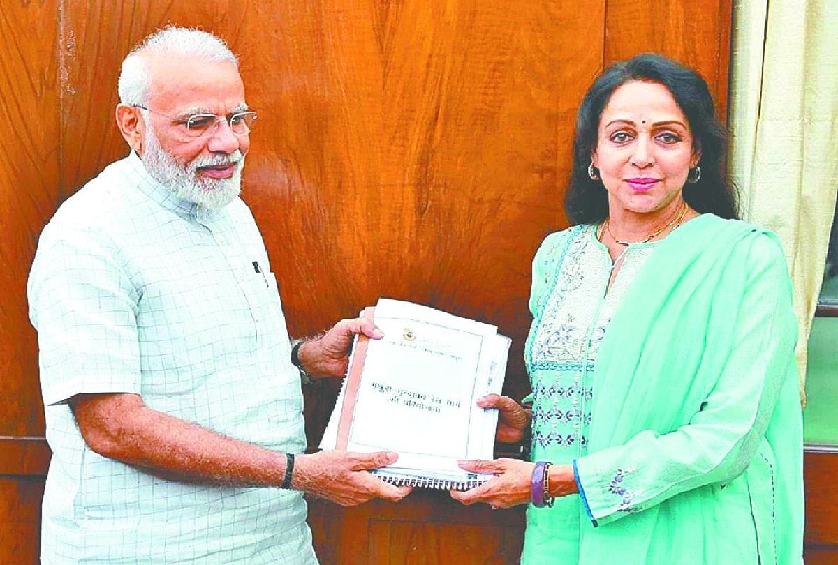BJP MP Hema Malini meets PM Narendra Modi over development of mathura