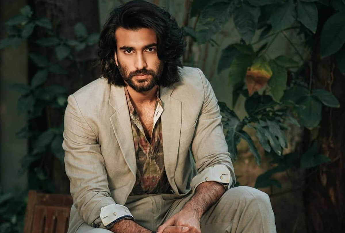 meezaan jaaferi and ranveer singh dance on song malhari film padmaavat