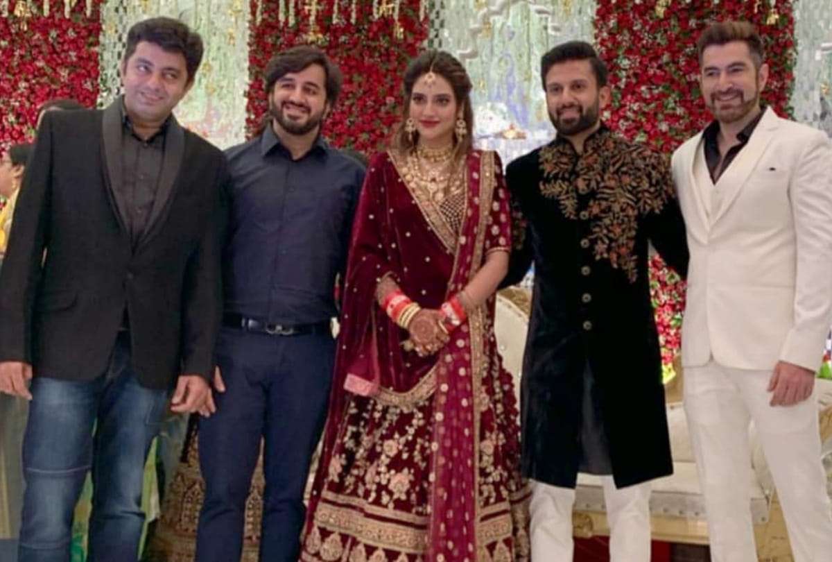 Nusrat Jahan's wedding reception in Kolkata Chief Minister Mamta Banerjee reched
