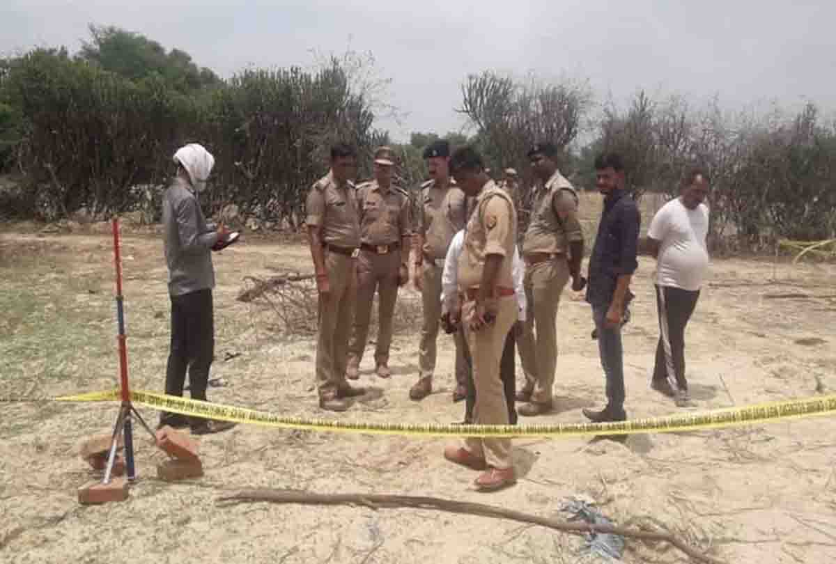 Head of Village brutally murdered and his wife is critical