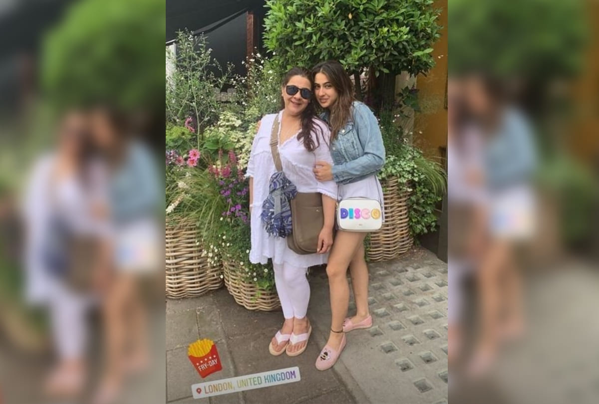 Sara Ali Khan is vacationing in London with mom Amrita Singh