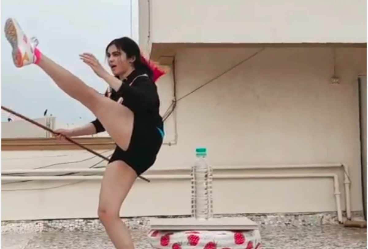 adah sharma accept bottle cap challenge will blow your mind