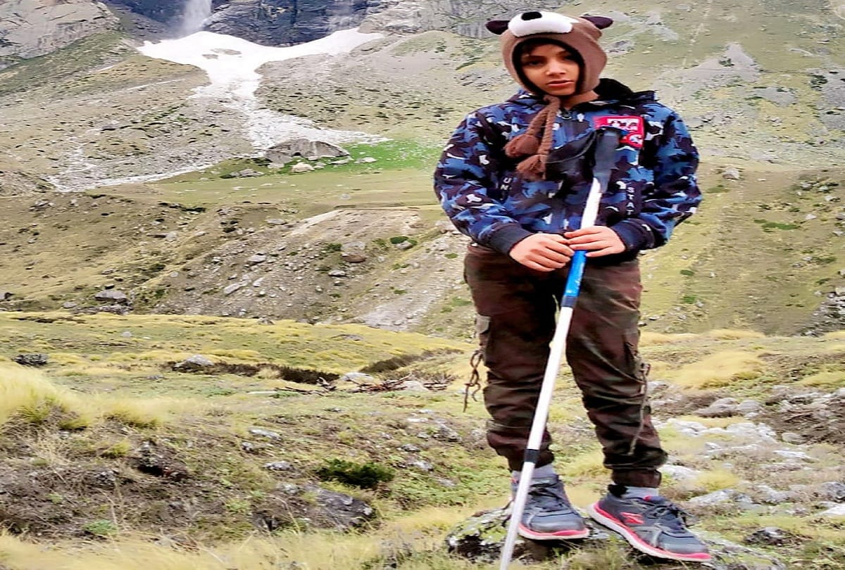 9 years old Arjun successfully climbed Satopanth Tal and Swargarohini
