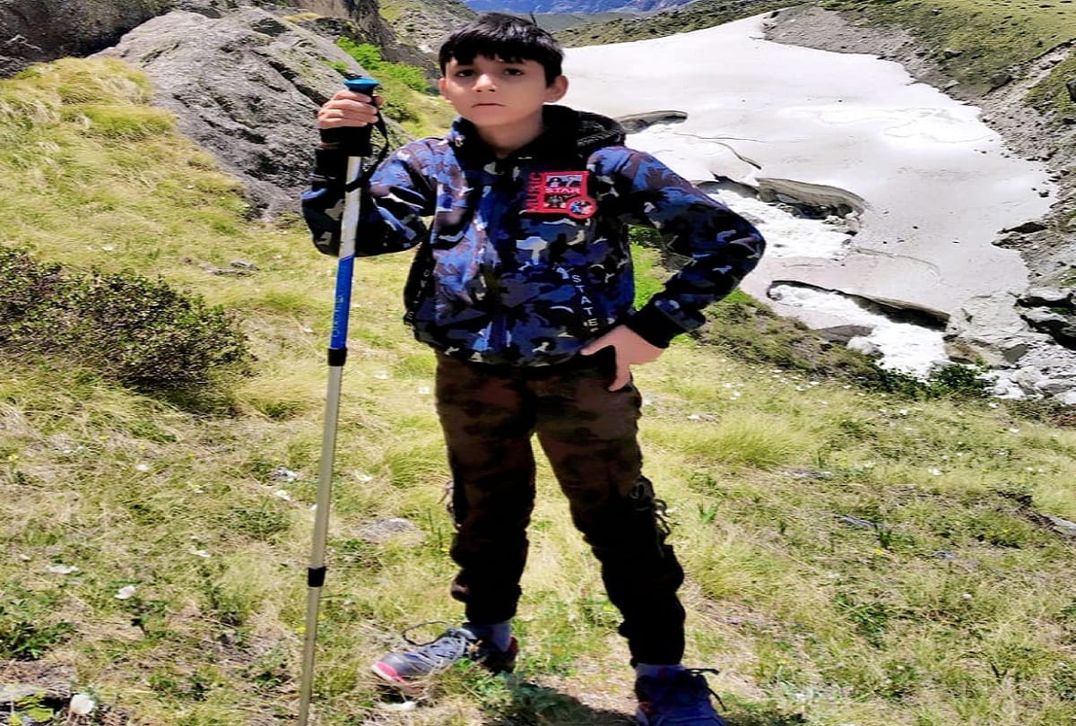9 years old Arjun successfully climbed Satopanth Tal and Swargarohini
