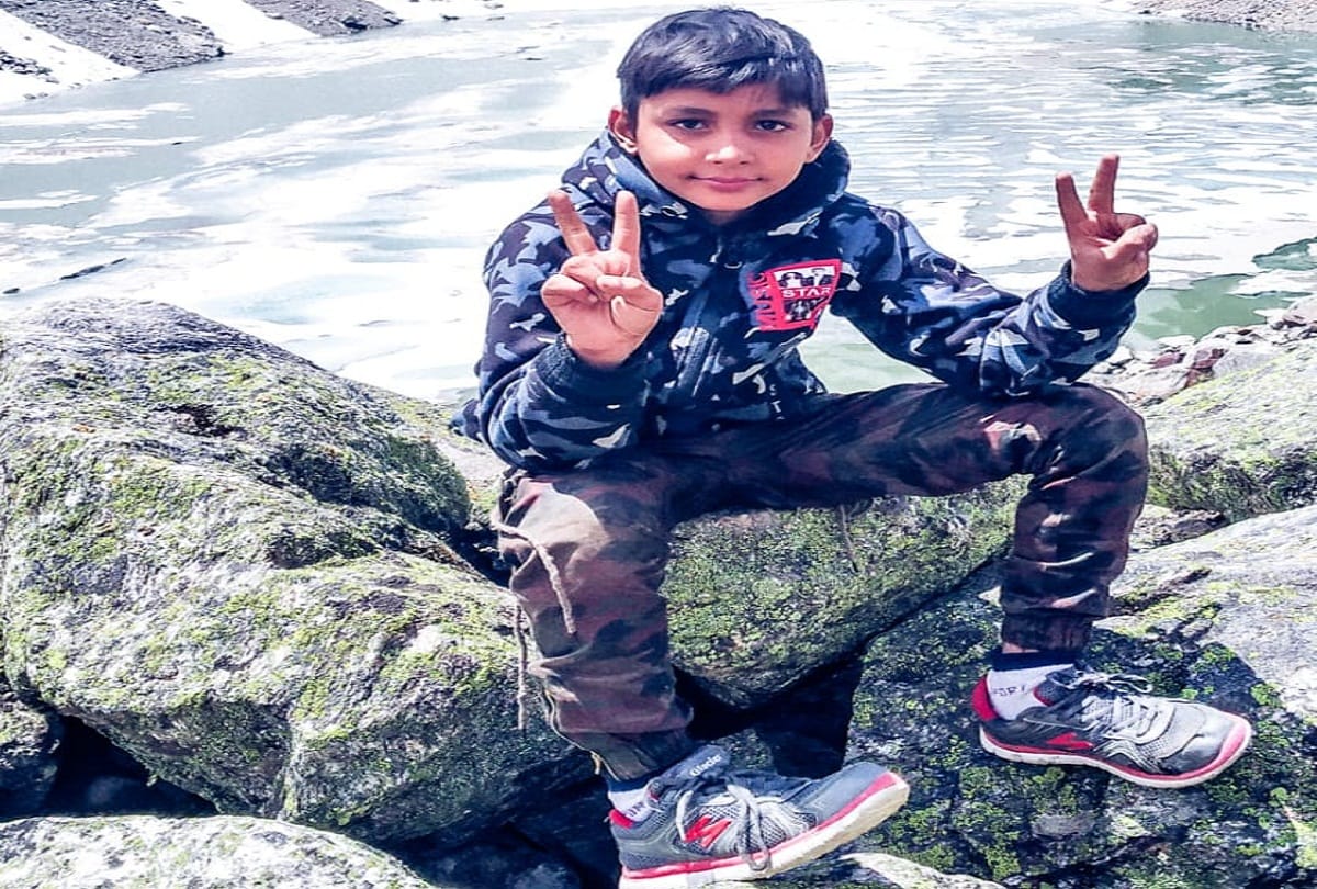 9 years old Arjun successfully climbed Satopanth Tal and Swargarohini