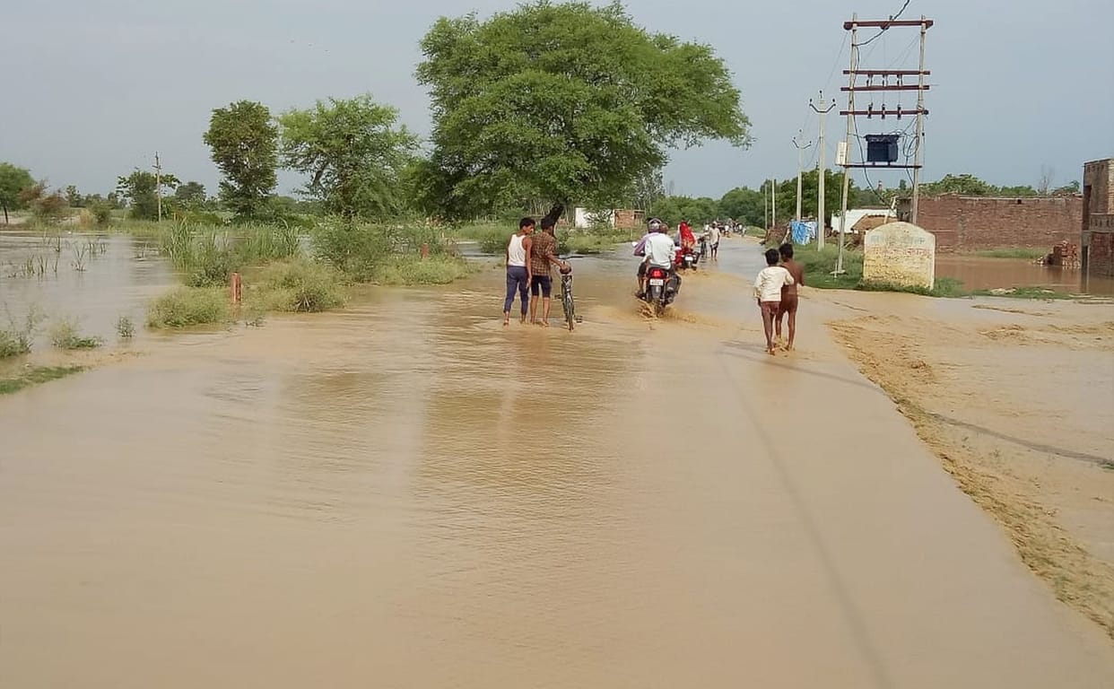 flood in balrampur