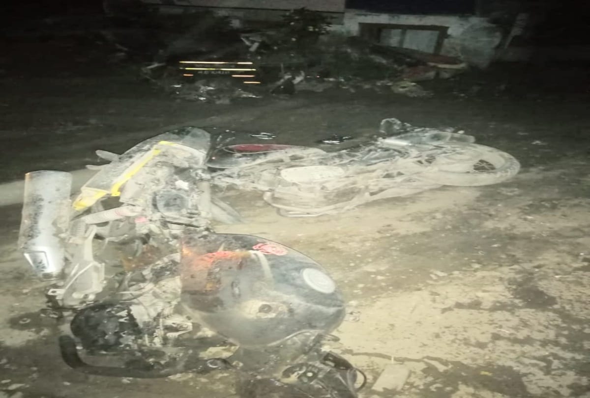 two bikes and scooter reduced to ashes after fire broke out in garbage in kullu
