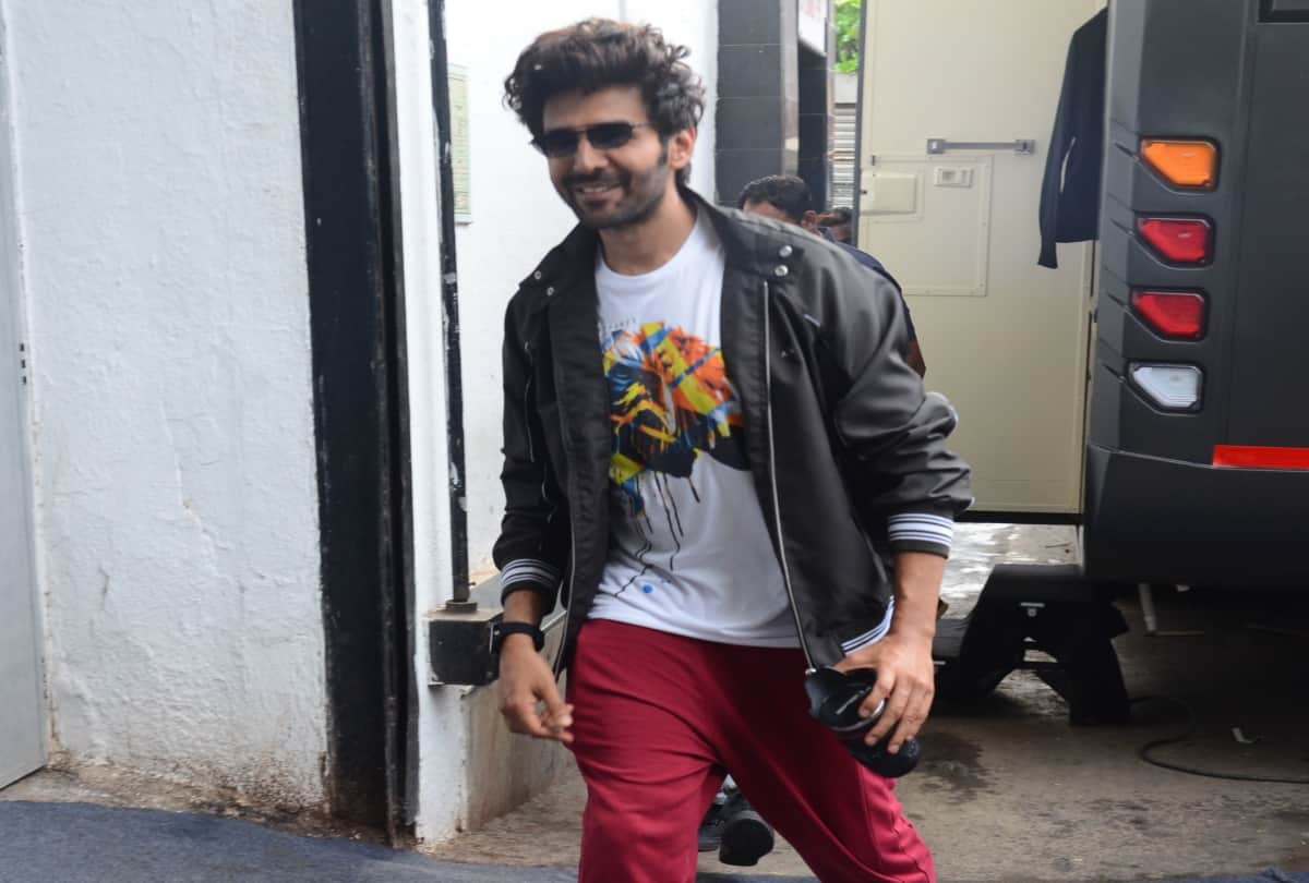 kartik aaryan reaction when his mother angry