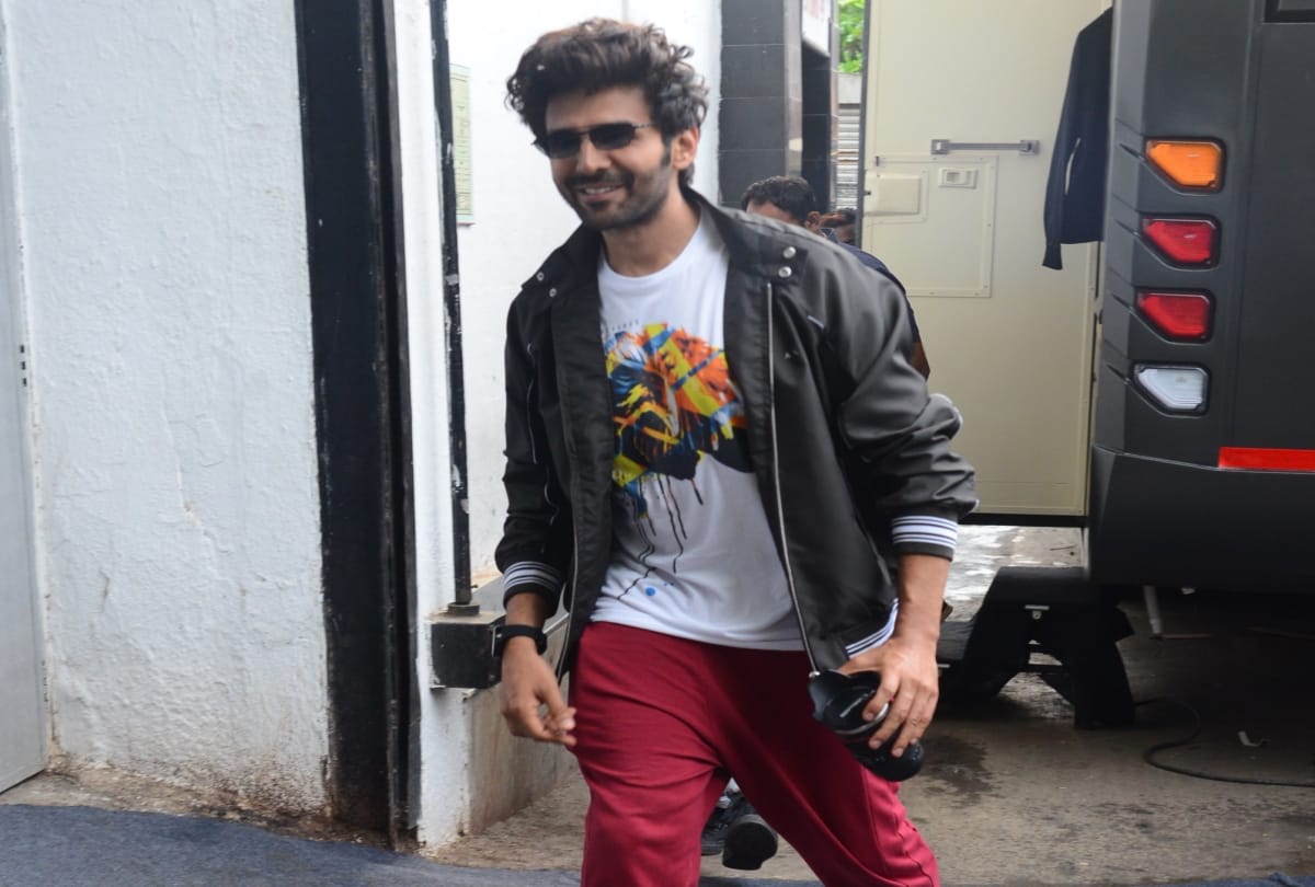 Kartik Aaryan and Katrina Kaif social media Chemistry goes viral commented each other post