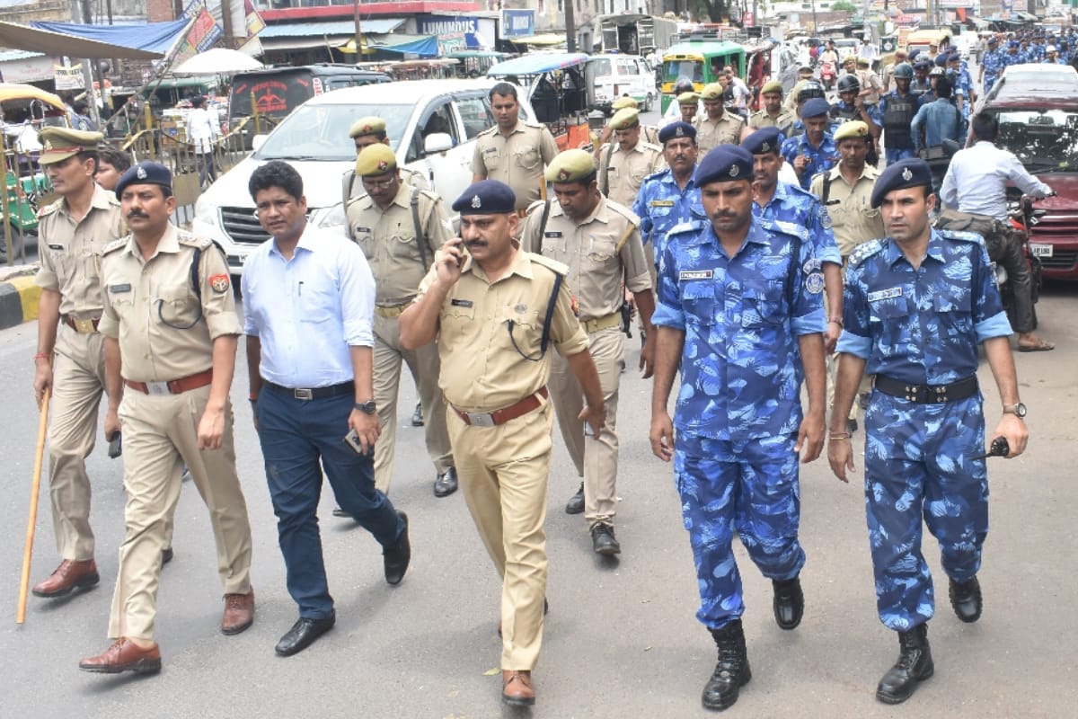 system surrender in front of the rumors, several more people marked for Meerut bawaal