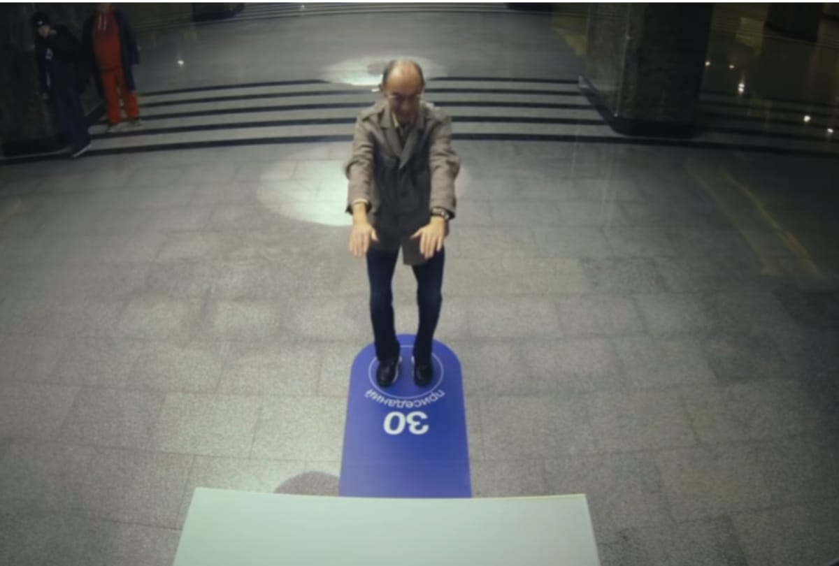 Moscow metro allows free rides to Passengers for 30 squats