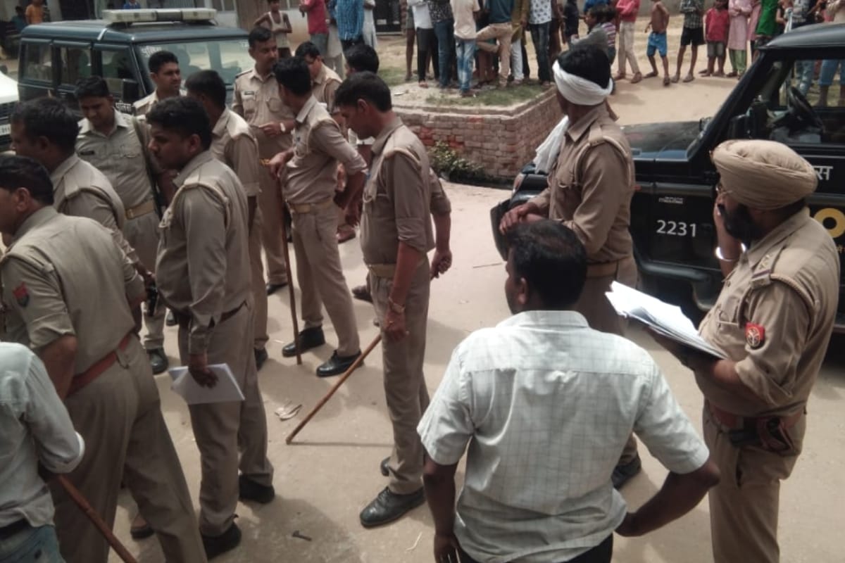 Fight between two parties over tempring girls in muzaffarnagar