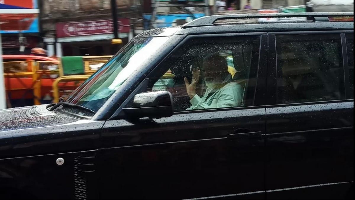 PM Narendra modi in visit virtual museum in varanasi