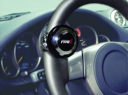 avoid these top 10 aftermarket car accessories, that may cause harm for you