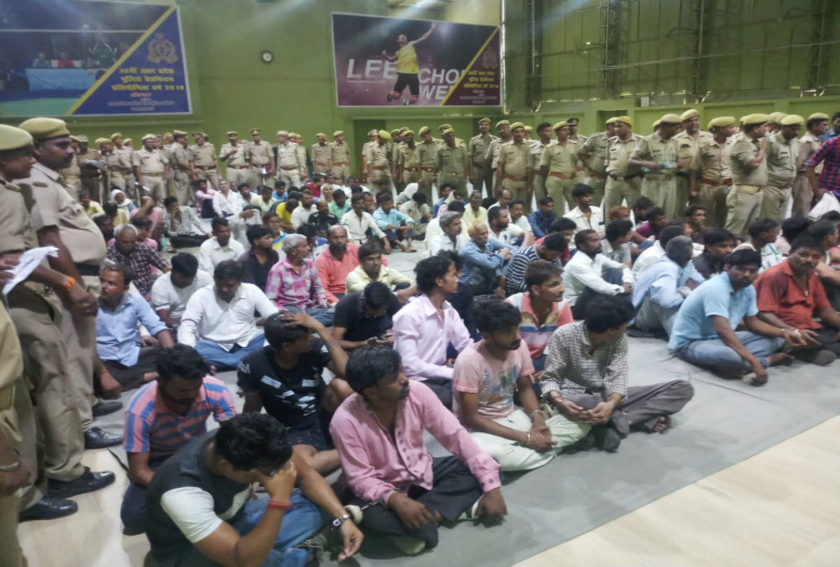 police arrested 190 criminals within five hours in agra