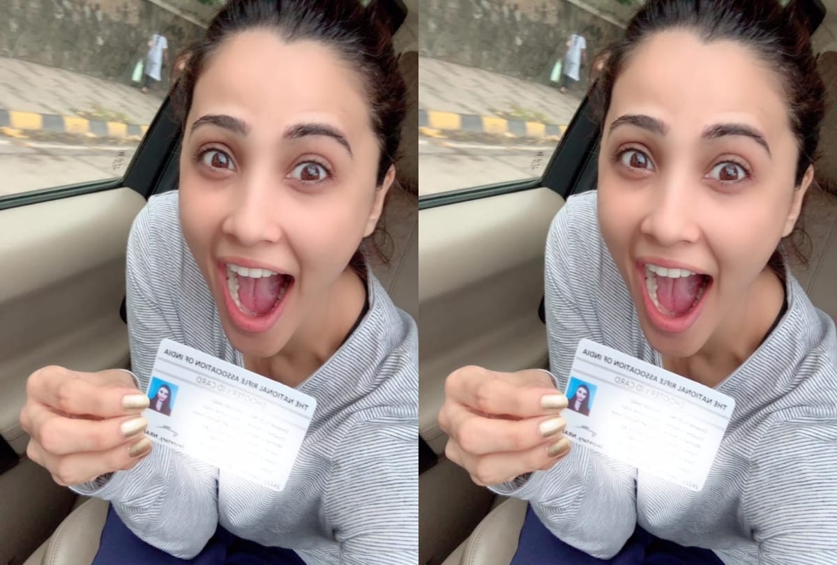 Daisy Shah becomes the first Bollywood actress to get her shooters license