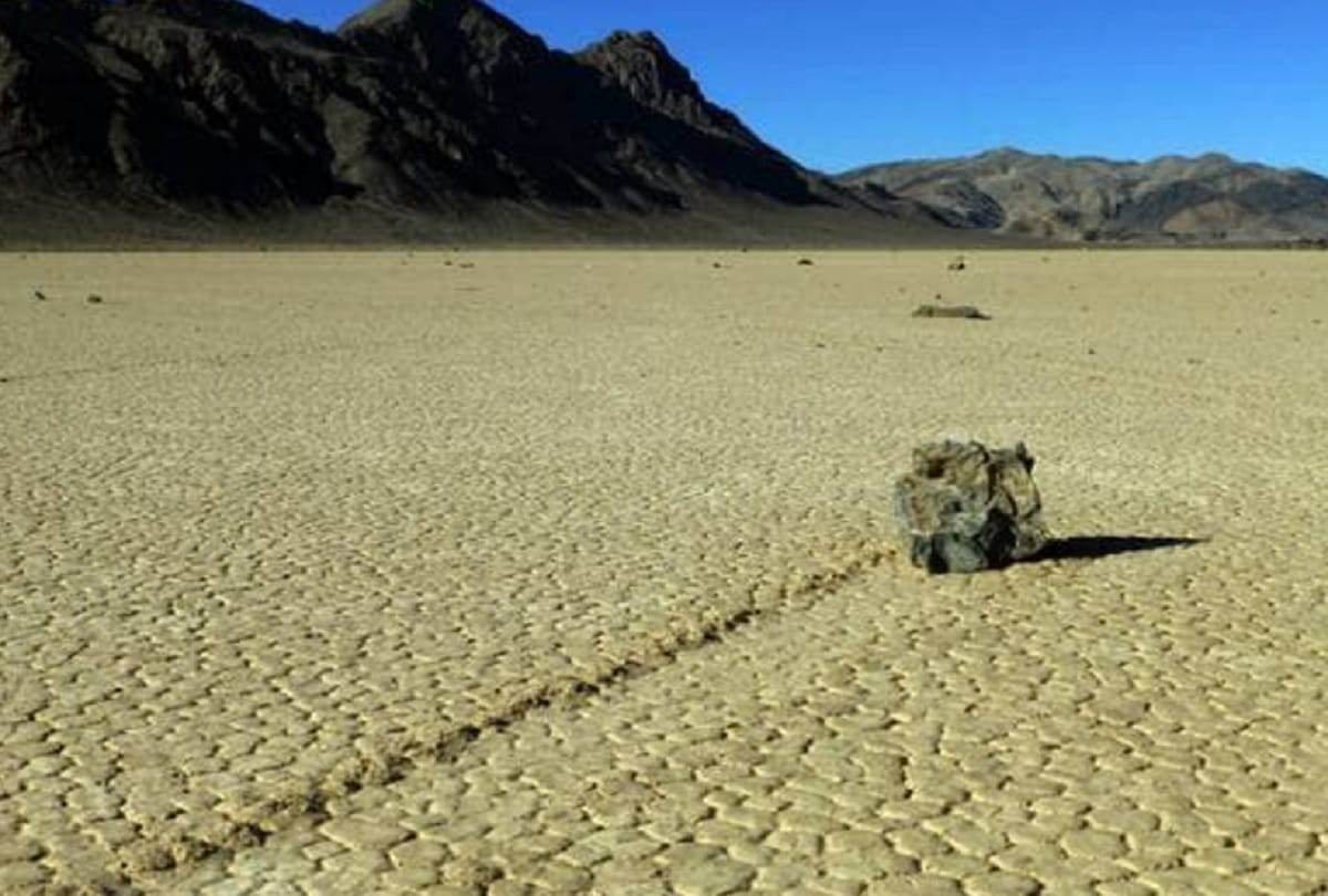 unsolved mysteries of the world whose answers have not been found till now