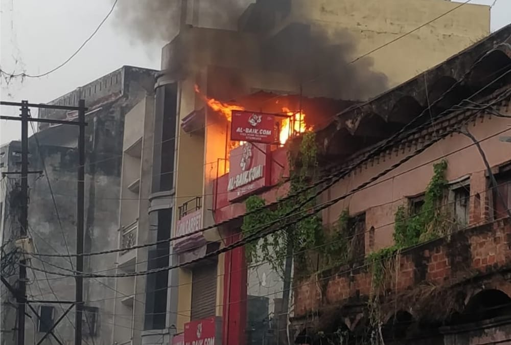 Fire in al baik restorent of aminabad in lucknow.