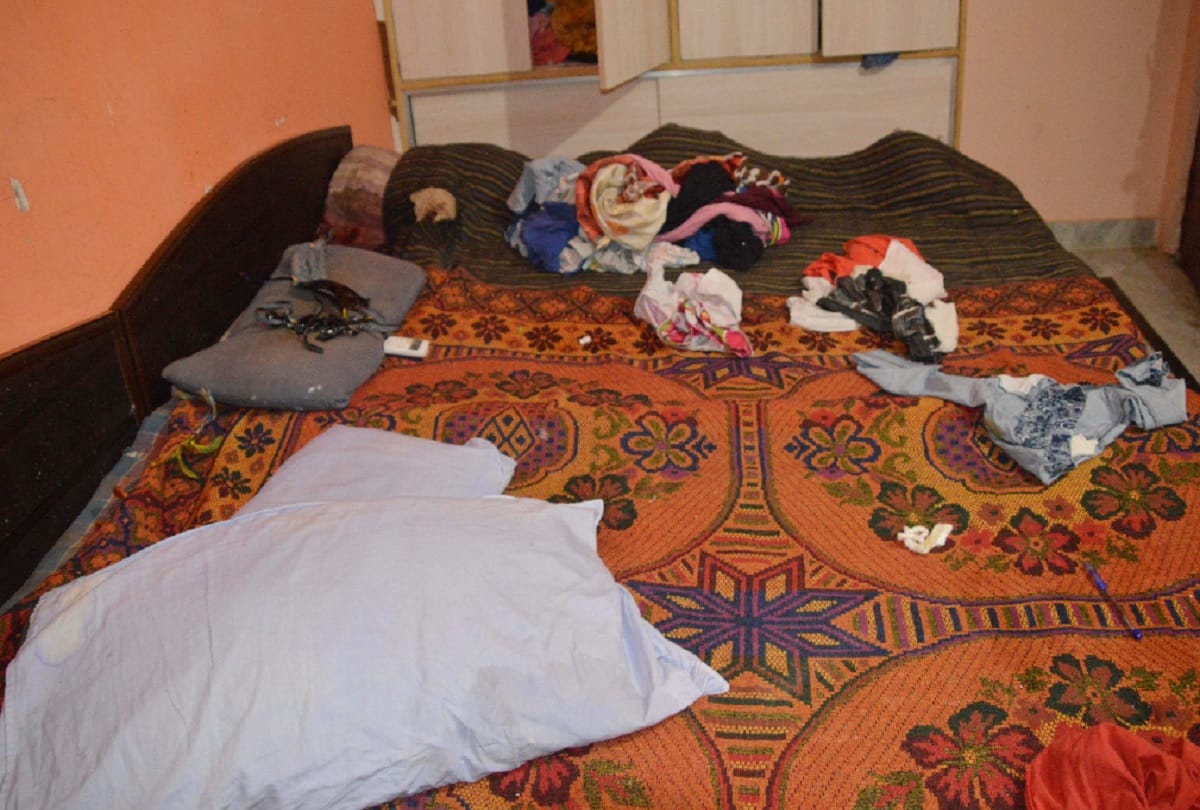 ghaziabad murder and suicide Pradeep wrote in suicide note my wife did not love me